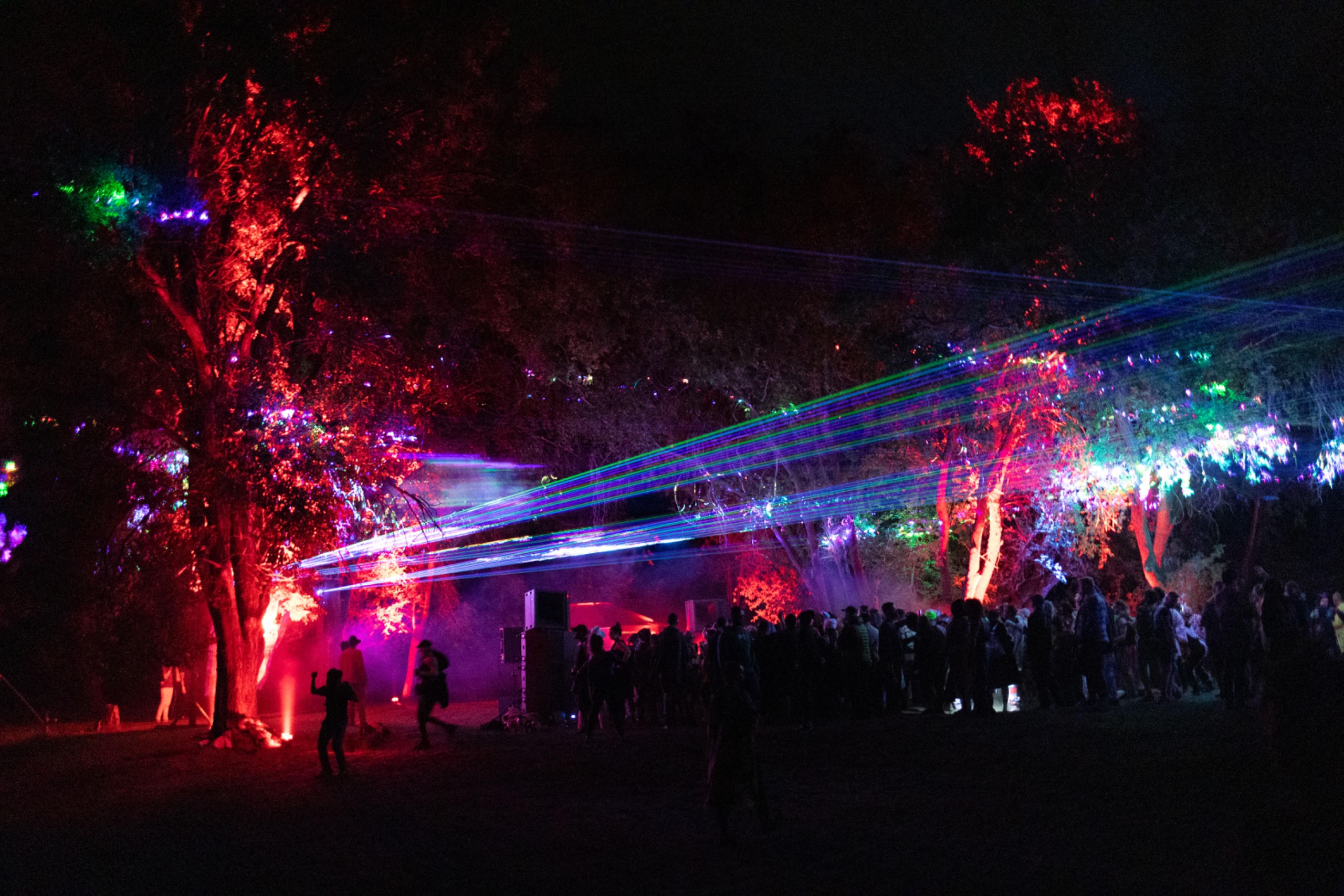 Canyon Vibration 2024 - Lasers over the crowd