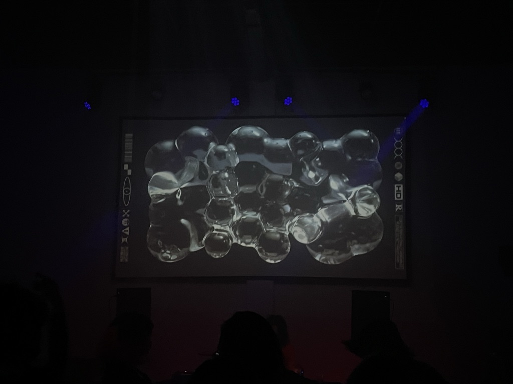 Joy Orbison & Ayesha - Metaball cluster across the screen