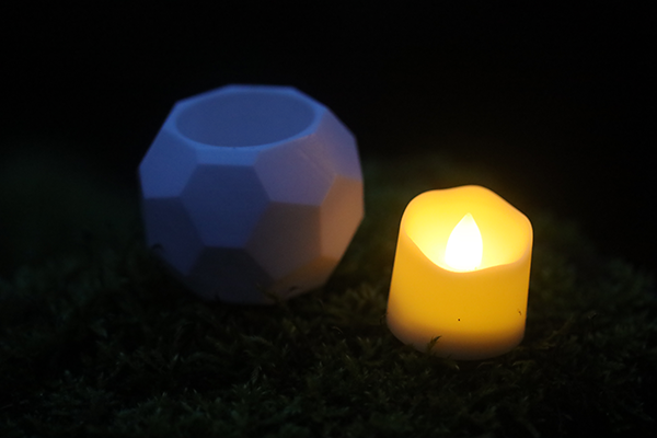 Geo Candle - For scale, beside the tea light