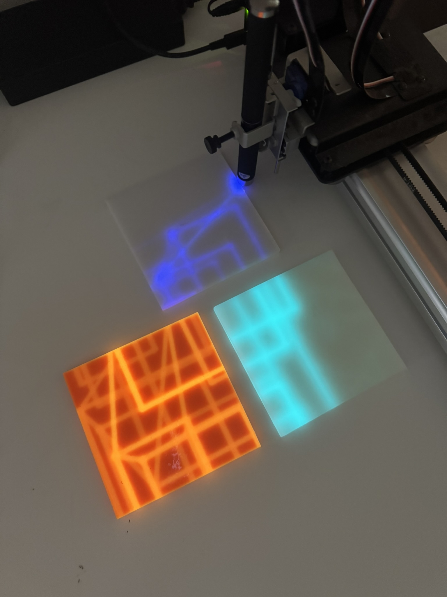 UV-Drawn Glow Castings (cast object)