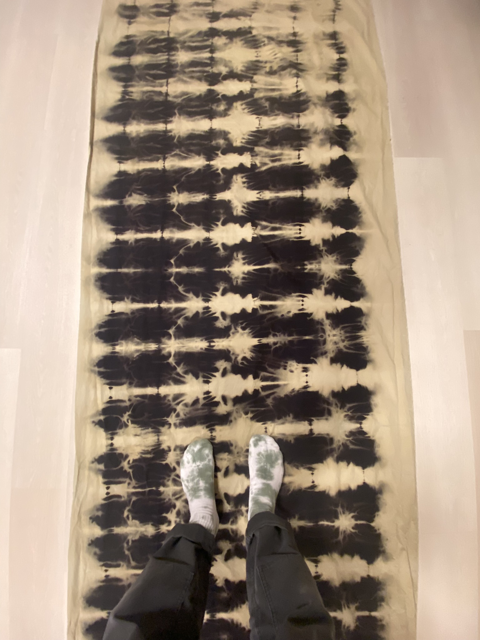 Discharge-Bleached Bolt - Fold-grid repeat down the length